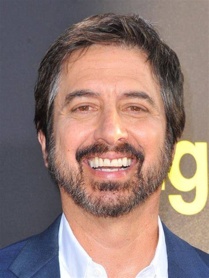 Ray Romano Biography, Age, Height, Wife, Net Worth, Family